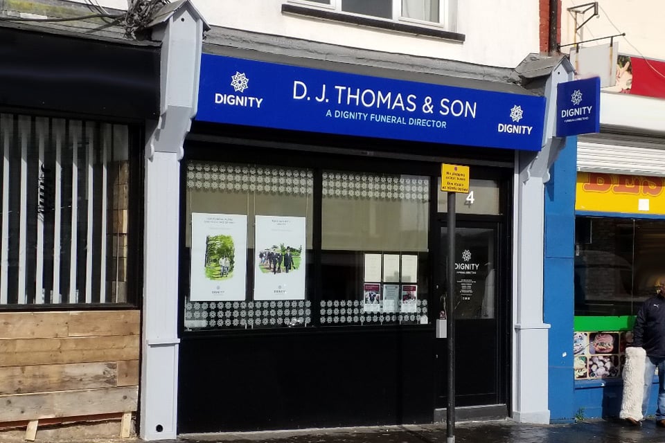 D. J. Thomas & Son Funeral Directors