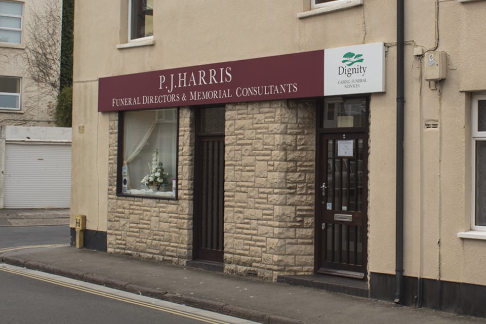 P J Harris Funeral Directors