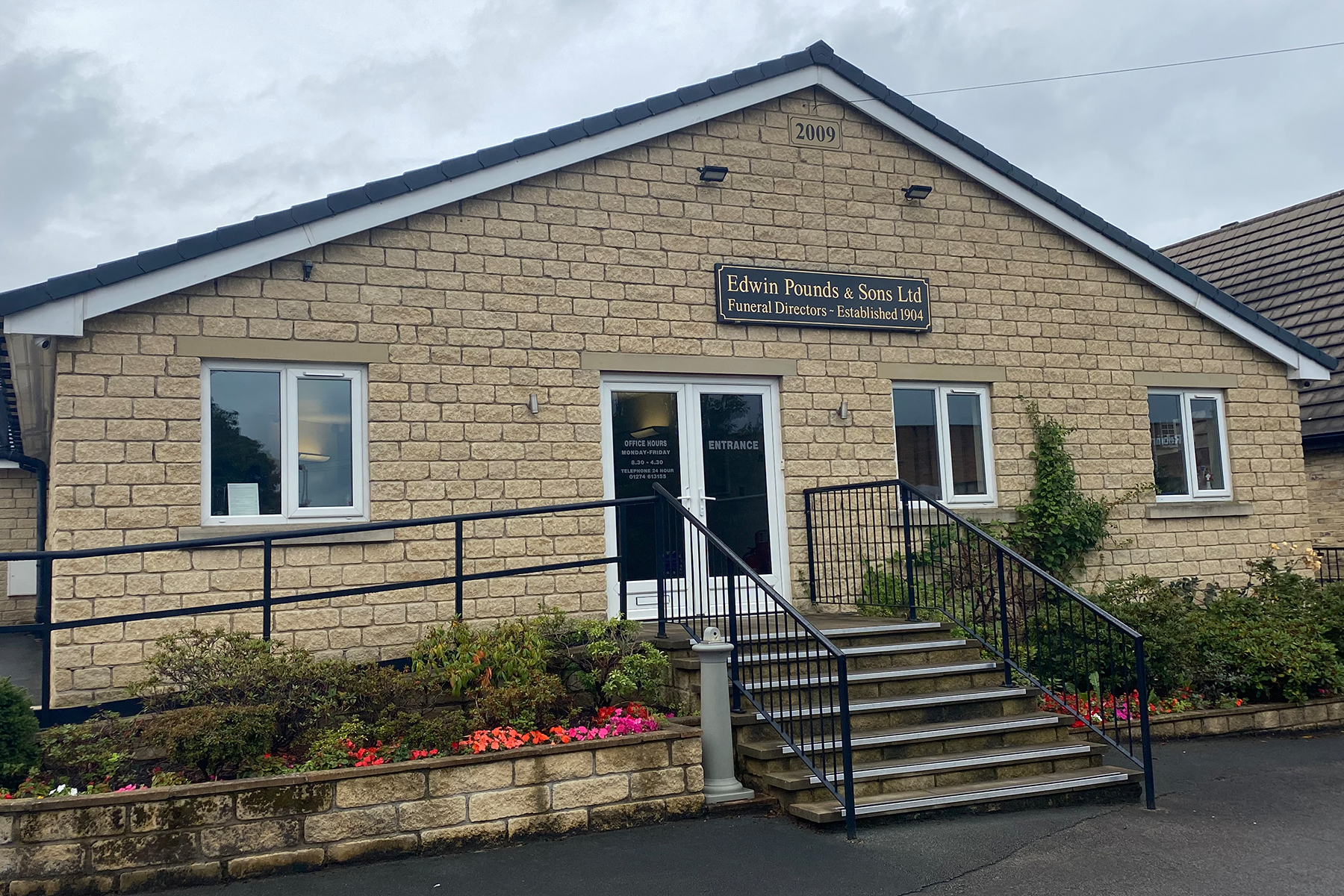 Edwin Pounds & Sons Funeral Directors